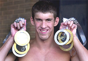 Michael Phelps, met z\'n goudoogst van Athene 2004