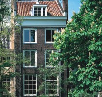 De kastanjeboom in de tuin van het Anne Frankhuis