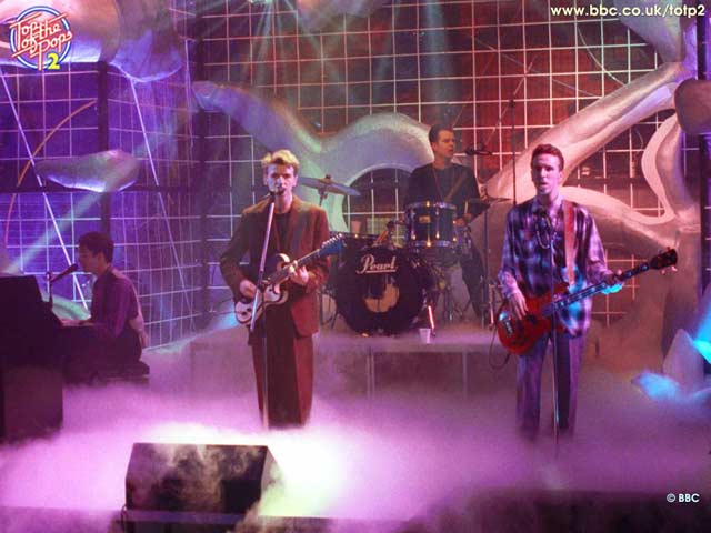 Crowded House bij Top of the Pops
