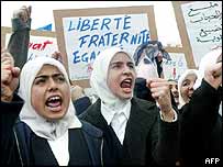 Protesten in Frankrijk tegen het hoofddoekverbod